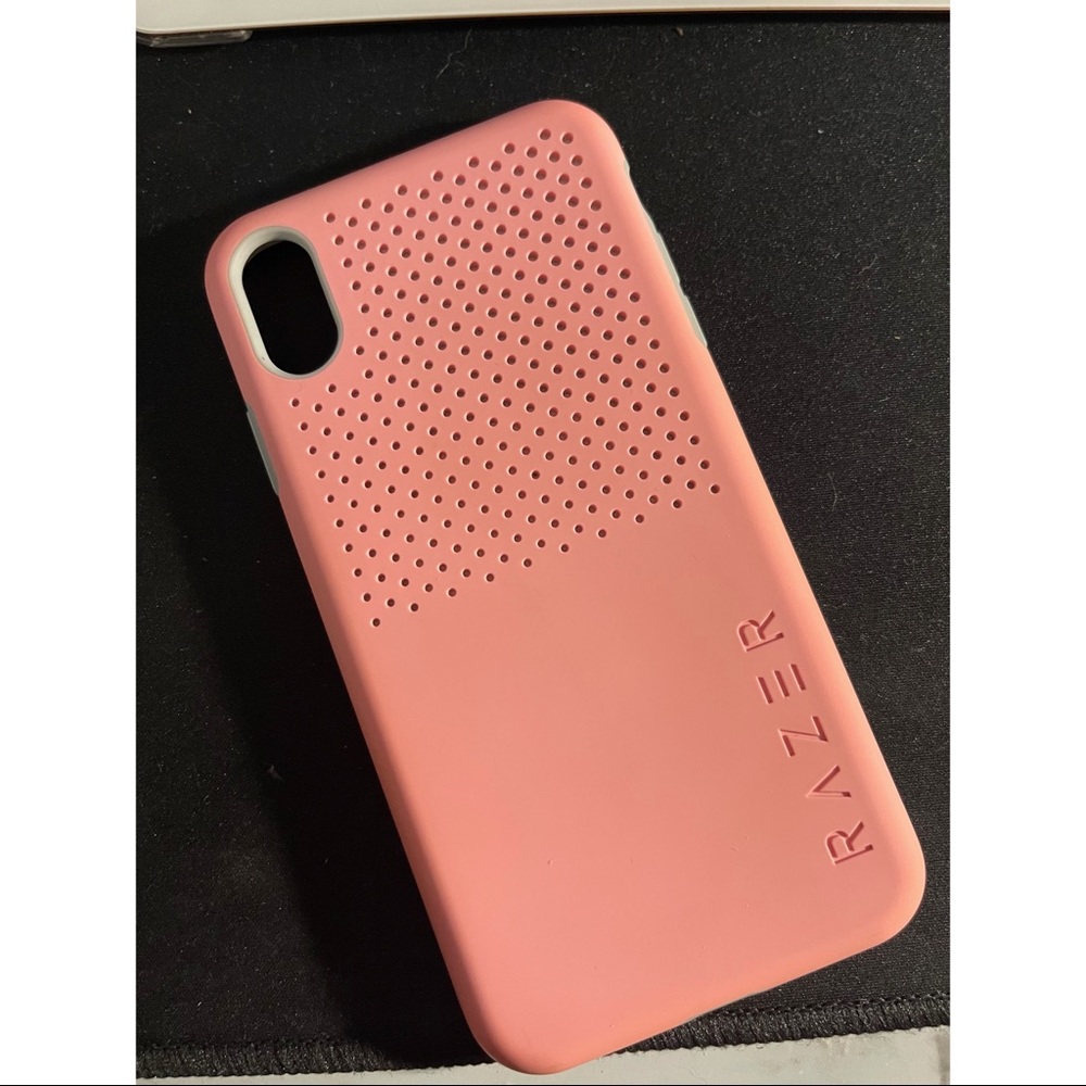 Razer pink case- IPhone XS Max